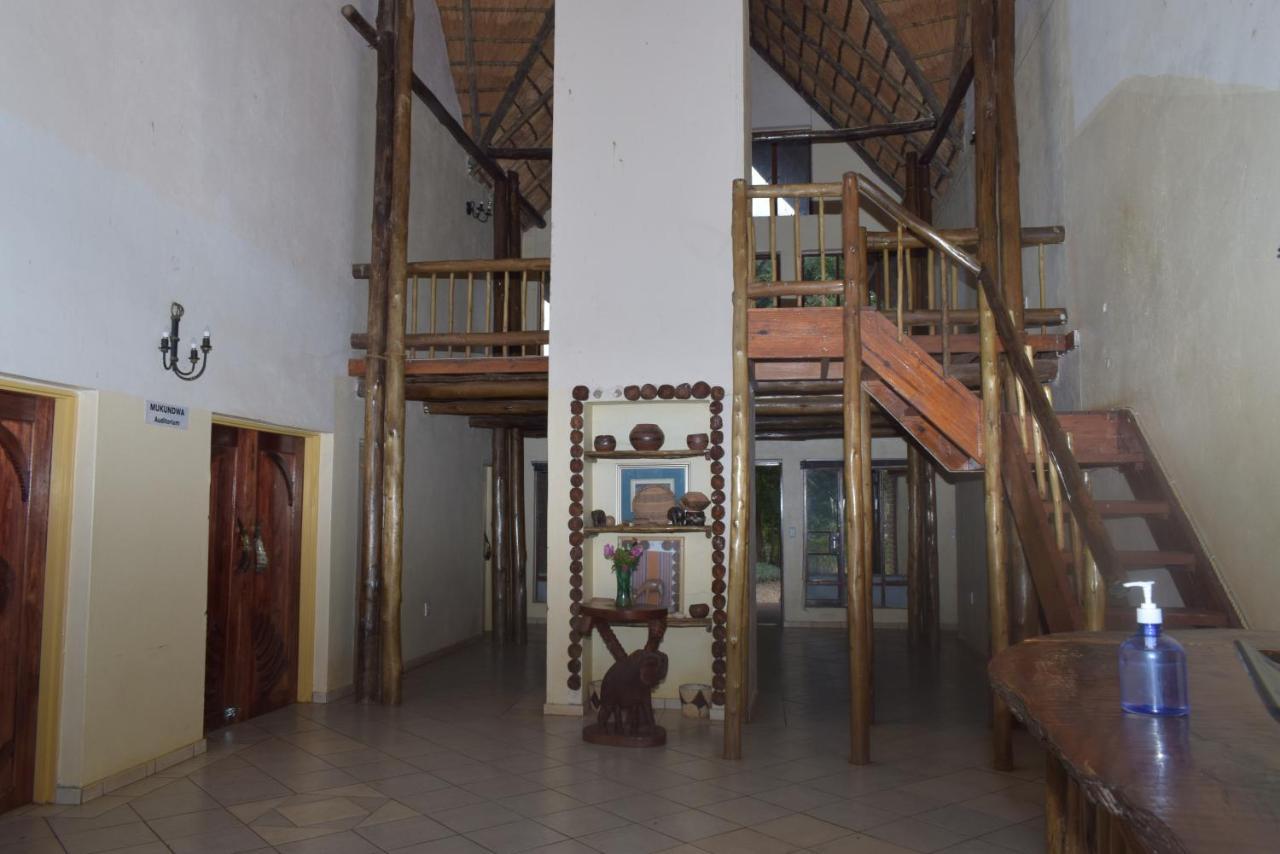Copacopa Lodge And Conference Centre Punda Maria Eksteriør billede